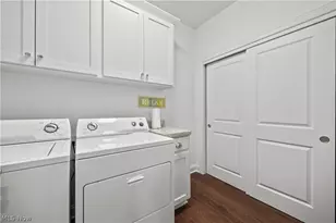 2621 Chateau Dr, Port Clinton, OH 43452 - Photo 8
