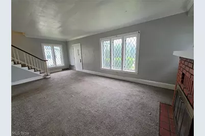 10605 Grace Avenue, Garfield Heights, OH 44125 - Photo 10