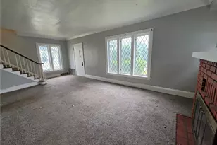 10605 Grace Ave, Garfield Heights, OH 44125 - Photo 10