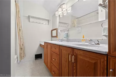2443 3rd Street, Cuyahoga Falls, OH 44221 - Photo 18