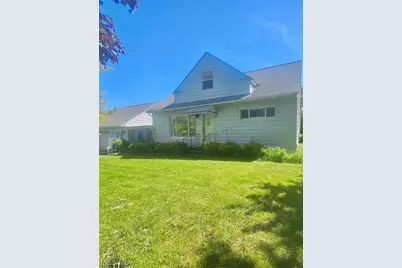 10481 Briar Hill Drive, Kirtland, OH 44094 - Photo 2