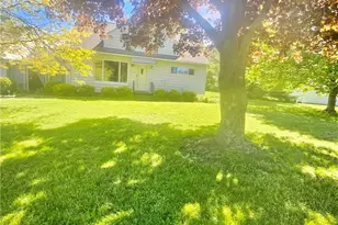 10481 Briar Hill Dr, Kirtland, OH 44094 - Photo 10