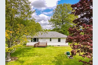 425 W Bath Road, Cuyahoga Falls, OH 44223 - Photo 2