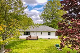 425 W Bath Rd, Cuyahoga Falls, OH 44223 - Photo 2