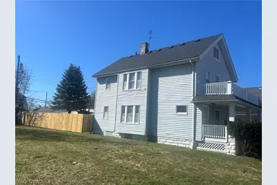 14208 Kingsford Avenue, Loveland, OH 44128 - Photo 2
