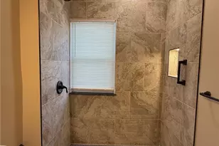 14208 Kingsford Ave, Loveland, OH 44128 - Photo 16