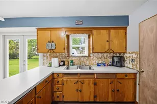 1528 Maryland Ave, Lorain, OH 44052 - Photo 16