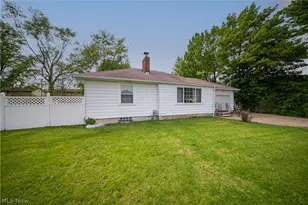 1528 Maryland Ave, Lorain, OH 44052 - Photo 2