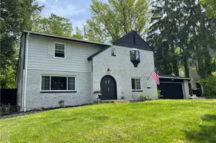 607 Castle Blvd, Akron, OH 44313 - Photo 1
