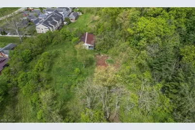 305 County House Lane, Marietta, OH 45750 - Photo 4
