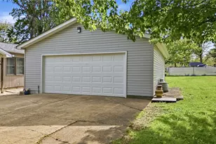 3635 Homewood Ave, Hubbard, OH 44425 - Photo 4
