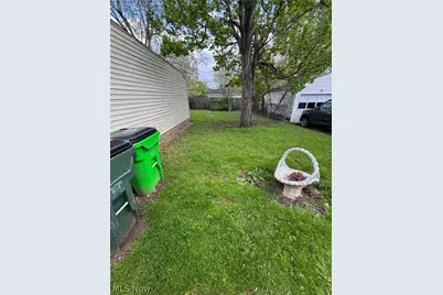 8414 Grand Division Avenue, Garfield Heights, OH 44125 - Photo 6