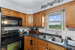 69641 Holley St, Martins Ferry, OH 43935 - Photo 6