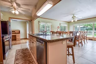 6680 Glenella Dr, Green Hills, OH 44131 - Photo 10