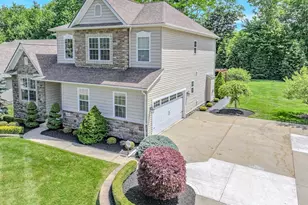 8375 Raleigh Pl, Concord Twp, OH 44077 - Photo 2