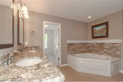 8375 Raleigh Place, Concord Twp, OH 44077 - Photo 32