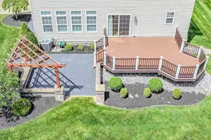 8375 Raleigh Pl, Concord Twp, OH 44077 - Photo 4