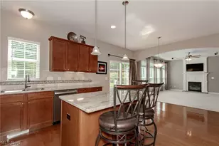 8375 Raleigh Pl, Concord Twp, OH 44077 - Photo 18