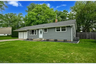5175 Oakvale Street SW, Canton, OH 44706 - Photo 2