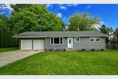 5175 Oakvale Street SW, Canton, OH 44706 - Photo 1