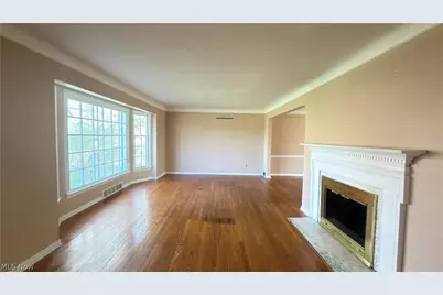 3074 Keswick Road, Huber Heights, OH 44120 - Photo 2