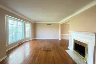 3074 Keswick Rd, Huber Heights, OH 44120 - Photo 2