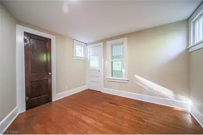 13240 Sandusky Drive, Beach City, OH 44608 - Photo 18