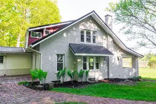 13240 Sandusky Dr, Beach City, OH 44608 - Photo 32