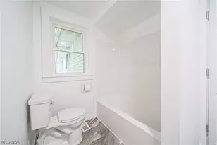 13240 Sandusky Dr, Beach City, OH 44608 - Photo 14