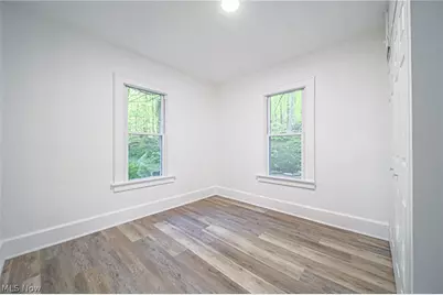 13240 Sandusky Drive, Beach City, OH 44608 - Photo 10