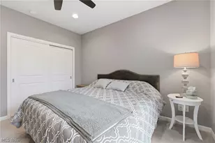 9070 Hummingbird Ln, North Ridgeville, OH 44039 - Photo 24