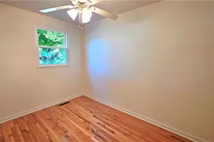36 Suzanne St, Little Hocking, OH 45742 - Photo 18