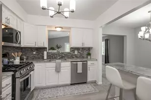 361 Skyview Rd, Loveland, OH 44109 - Photo 6