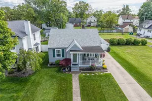 2424 E 30th St, South Lorain, OH 44055 - Photo 2