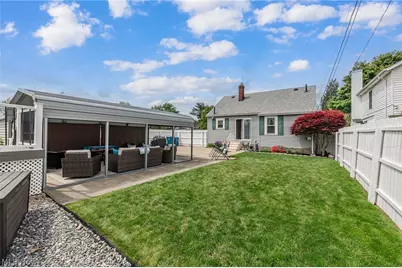 2424 E 30th Street, South Lorain, OH 44055 - Photo 6