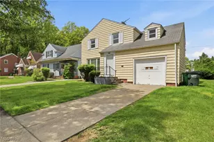 1980 Idlehurst Dr, Euclid, OH 44117 - Photo 2