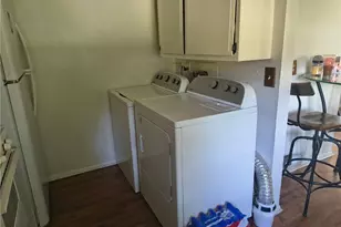 2347-2349 Nicholas Ave, Akron, OH 44305 - Photo 4