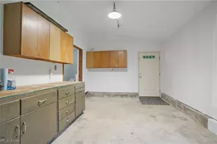 5912 Woodward Dr, Akron, OH 44319 - Photo 36