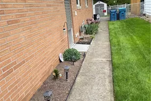 4291 Brendan Ln, North Olmsted, OH 44070 - Photo 8