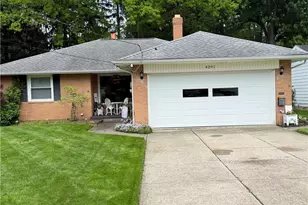 4291 Brendan Ln, North Olmsted, OH 44070 - Photo 4