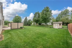 37164 Stone Creek Dr, North Ridgeville, OH 44039 - Photo 34