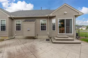 37164 Stone Creek Dr, North Ridgeville, OH 44039 - Photo 32