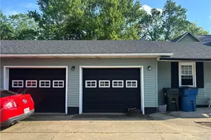 118 East St, Wellington, OH 44090 - Photo 6