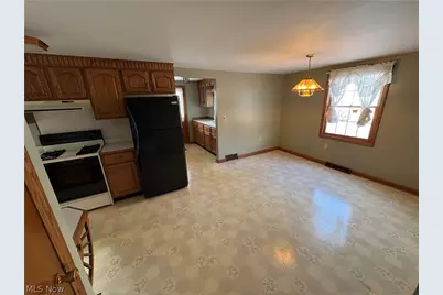 4217 Harrison Avenue NW, Canton, OH 44709 - Photo 4