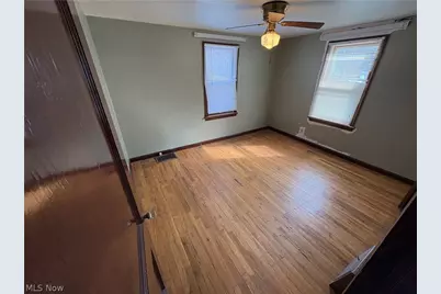 4217 Harrison Avenue NW, Canton, OH 44709 - Photo 10
