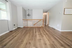 116 Carroll Dr, St Clairsville, OH 43950 - Photo 8