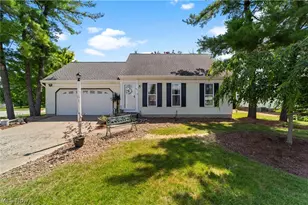 551 Carolyn Dr, Brunswick, OH 44212 - Photo 2