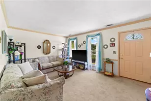 551 Carolyn Dr, Brunswick, OH 44212 - Photo 8