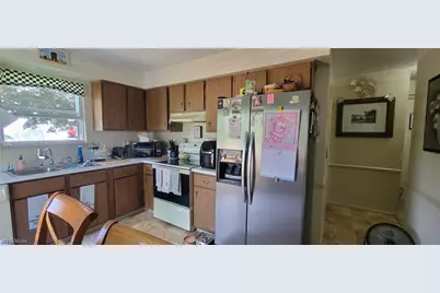 551 Carolyn Drive, Brunswick, OH 44212 - Photo 14