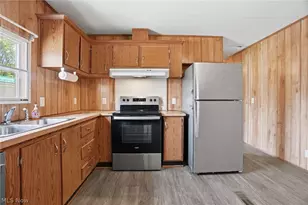 137 Marilyn Dr, Madison, OH 44057 - Photo 10